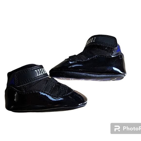 Infant Retro Jordan space jam 11's - Picture 2 of 11